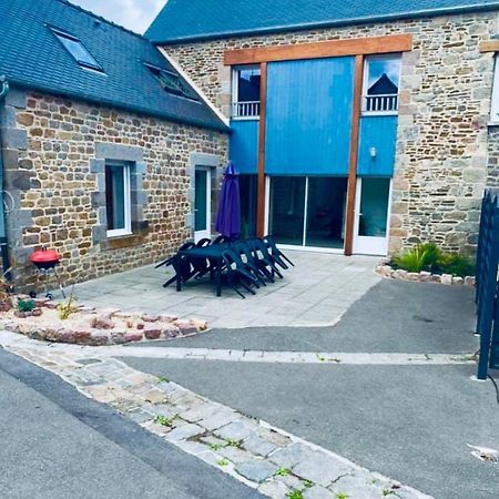 Le Gite De La Mongatelais Villa Roz-Landrieux Екстериор снимка